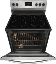 Load image into Gallery viewer, FCRE3052AS Estufa Electrica 30" Frigidaire S/Steel Tope Ceramica "Nueva Con Damage"